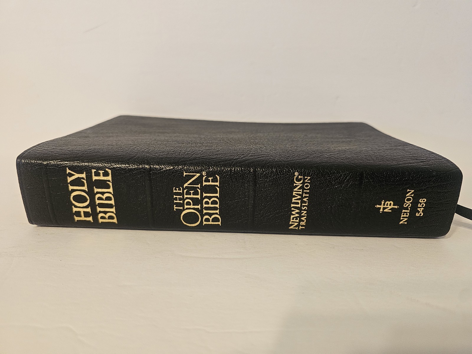 Thomas Nelson The Open Bible Genuine Leather Red Letter Edition Hardcover
