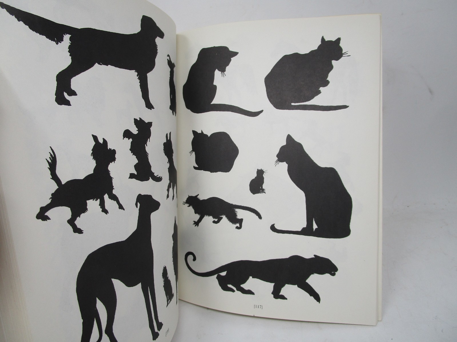 3 Volumes SILHOUETTES History and Dictionary 1920’s designs.