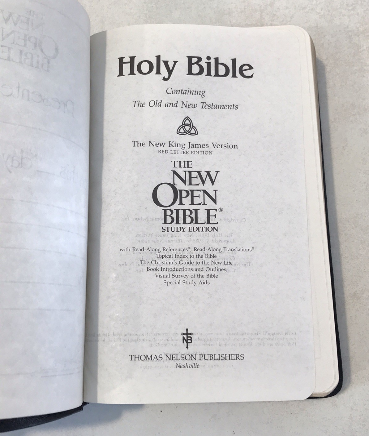 The New OPEN Holy Bible NKJV Reader’s Edition Nelson 1453 Black Bonded Leather