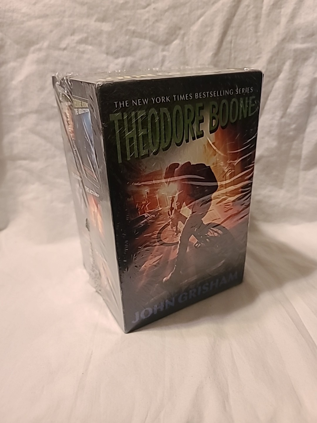 Theodore Boone 6-Book Box Set by Grisham John (2019, Uk-Trade Paper)