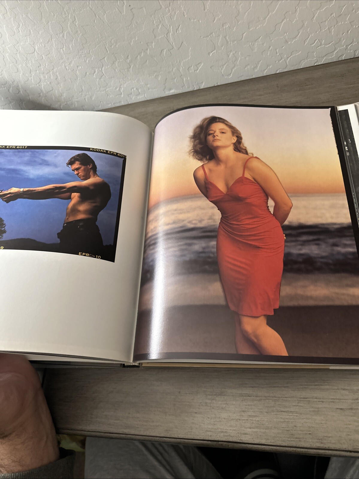 Photographs by Annie Leibovitz 1970-1990 Hardcover 1991 1st Edition Dust Jacket