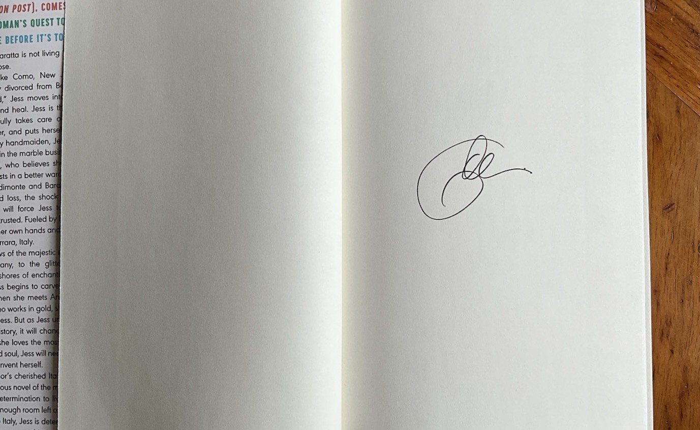 Adriana Trigiani- THE VIEW FROM LAKE COMO -SIGNED 1st/1st HC/DJ 2025 Unread
