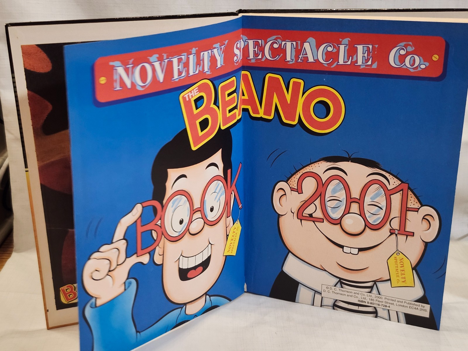 The Beano Book 2001 UK United Kingdom Graphic Novel Comic Book