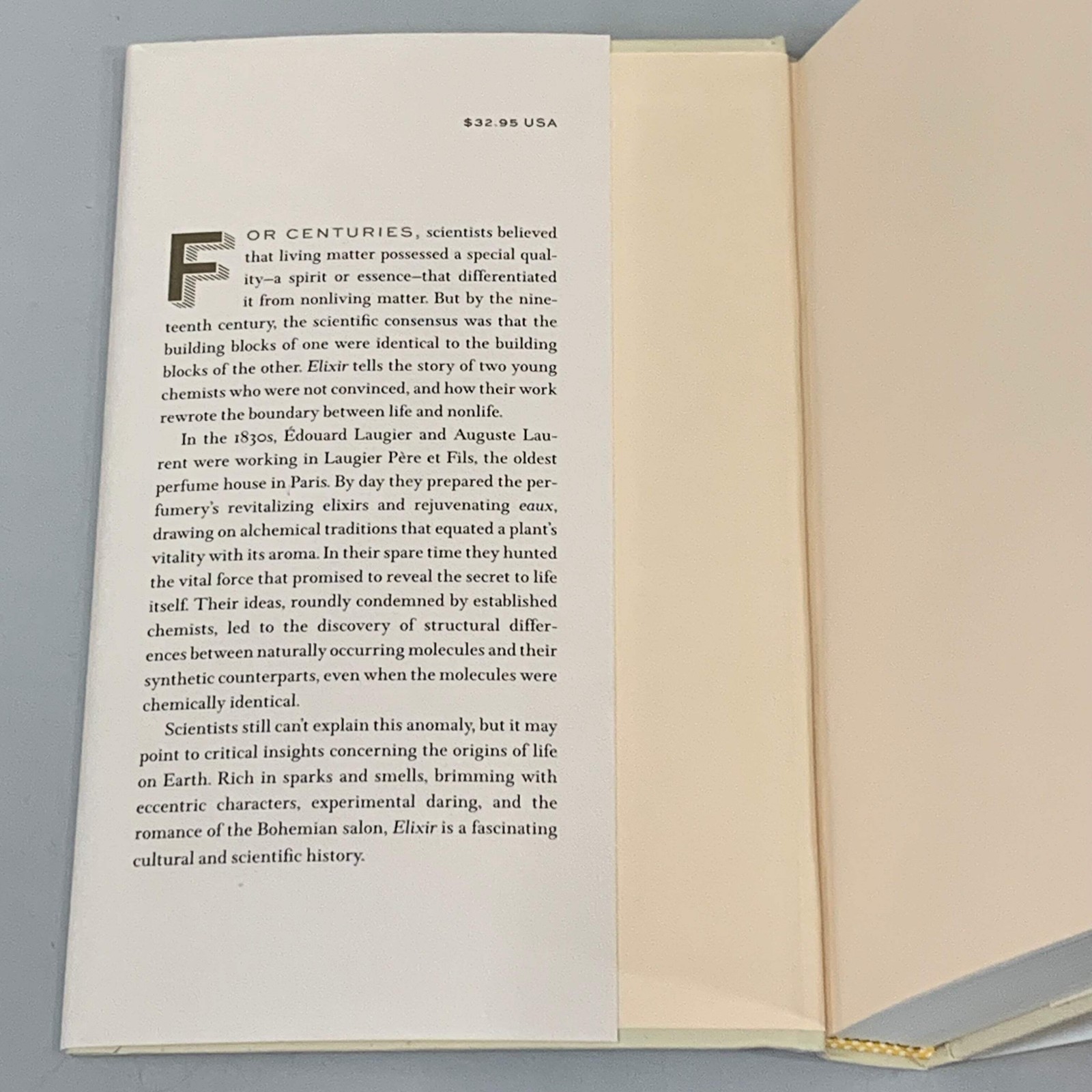 HARVARD Theresa Levitt Elixir A Parisian Perfume House 320 Pages