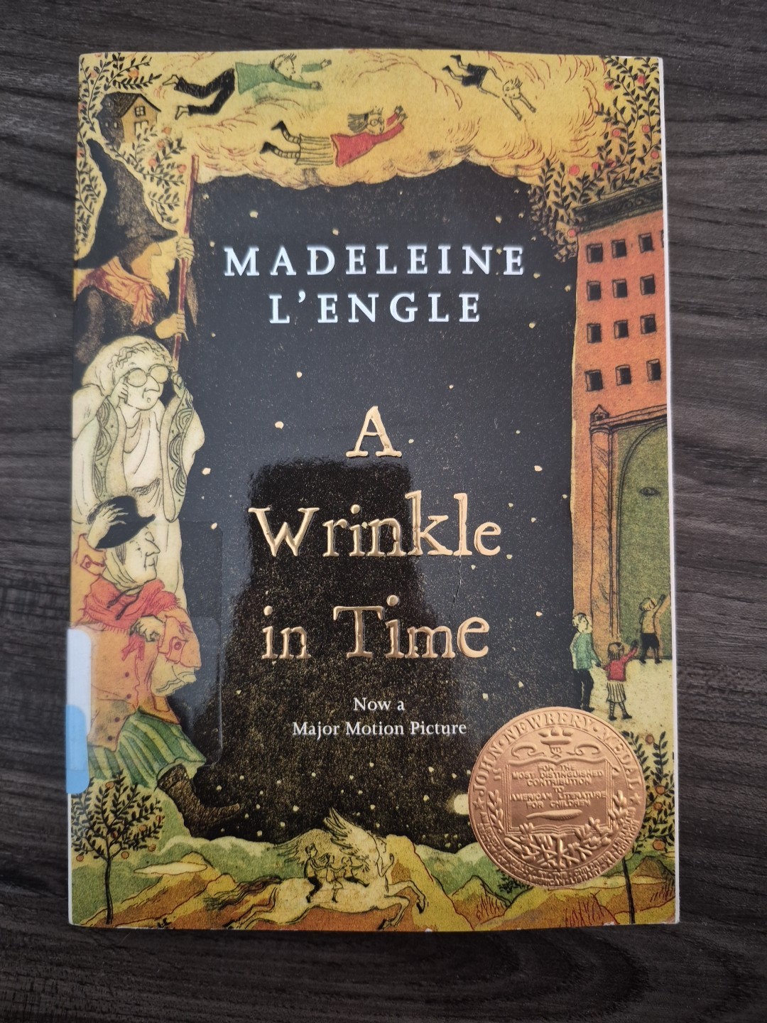 A Wrinkle in Time Quintet Ser.: A Wrinkle in Time by Madeleine L’Engle