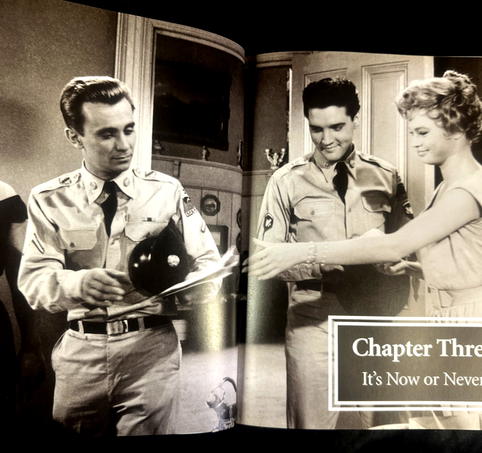 “Elvis Presley Unseen Archives” by Marie Clayton – 383 Pages of Photos & History