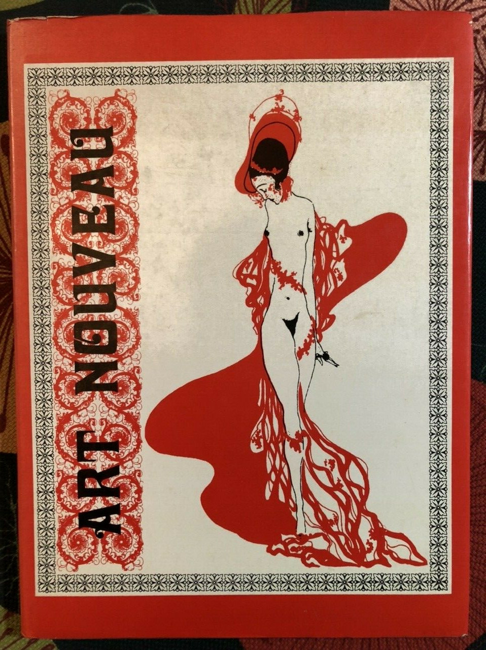 Art Nouveau Graphics, edited Walters, Academy Ed. London, St. Martin’s Press ’72