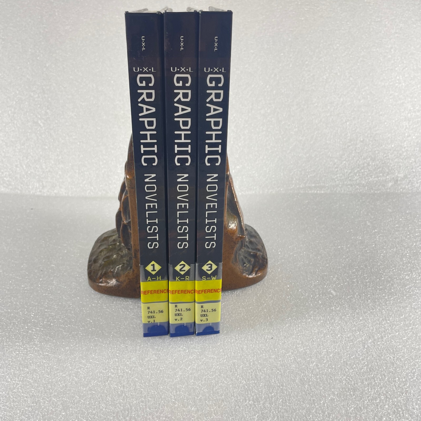 3 vol. U•X•L Graphic Novelists 2007 Will Eisner Neil Gaiman Alan Moore Alex Ross
