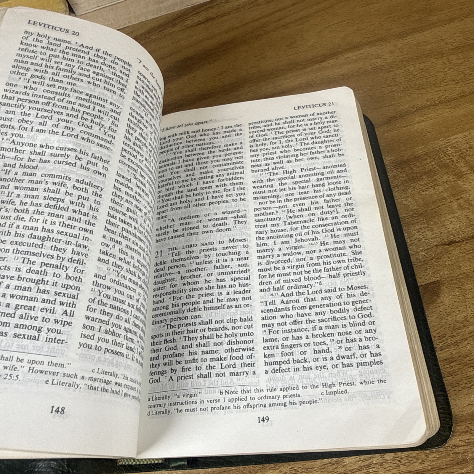 Living Bible Paraphrased Cowhide Leather Second Printing Tyndale Cowhide Green