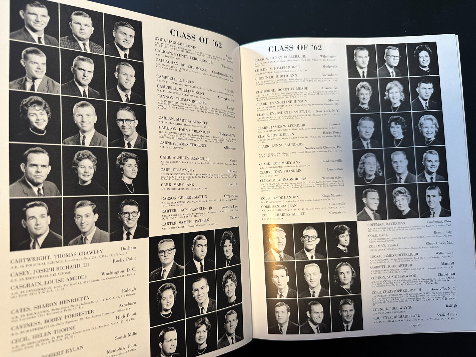 1962 College Yearbook – University of North Carolina at Chapel Hill – 448 Pages