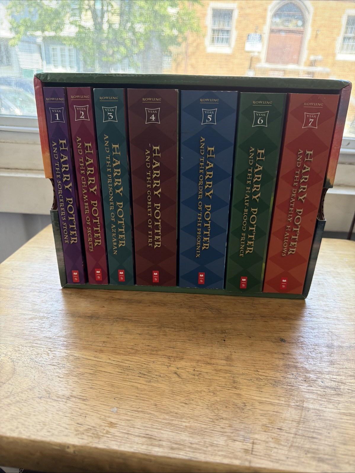 Harry Potter Complete 7 Book Set Paperback Box Set English Scholastic Rowling