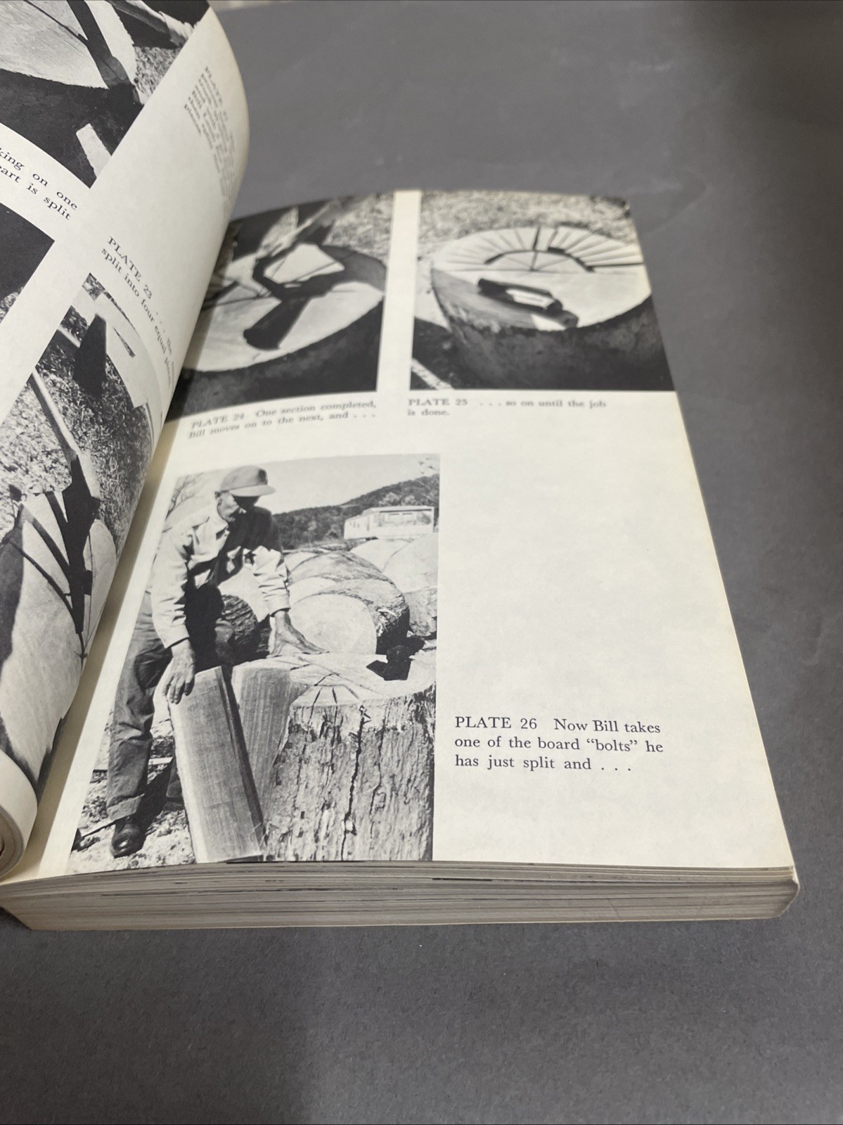 The Foxfire Book: Hog Dressing, Log Cabin Building, … Pb 1972