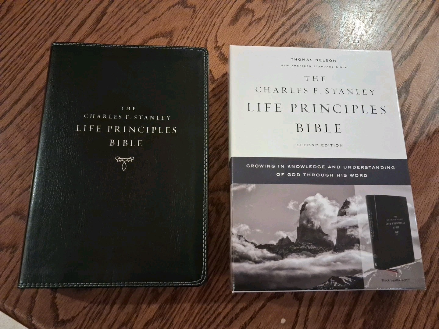 NASB Charles Stanley Life Principles Bible ~Retail $80 BLACK LEATHER SOFT 2nd Ed