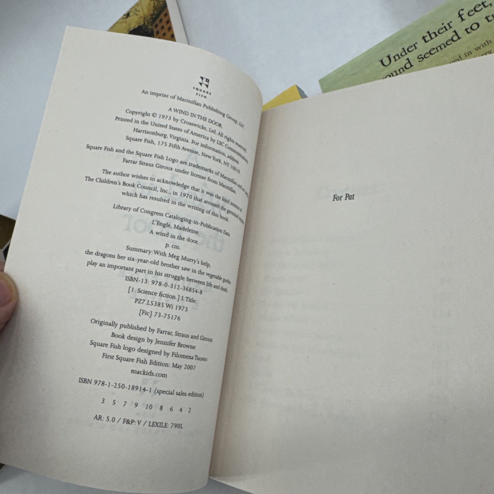 INCOMPLETE The Wrinkle in Time Set books No Journal