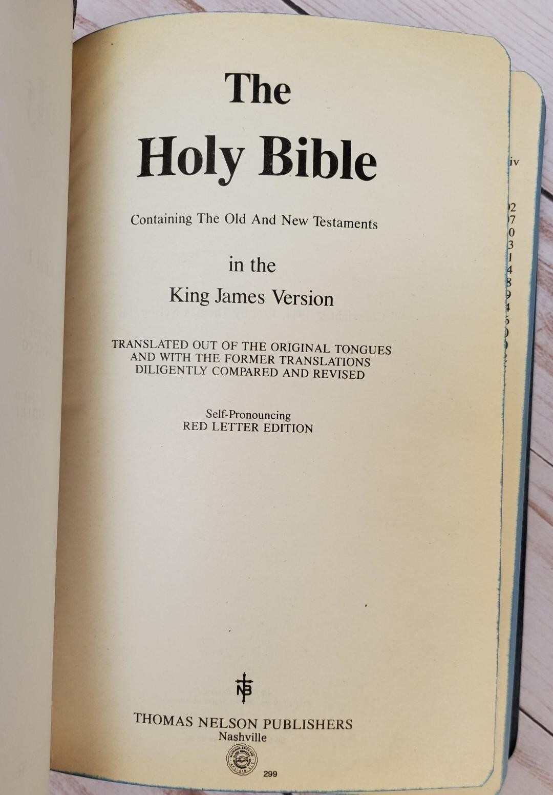 Holy Bible • KJV • Words Of Christ In Red • Nelson 162B • Dark Blue Cover