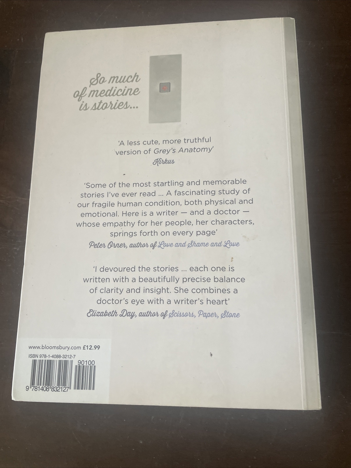 LOUISE ARONSON, A HISTORY OF THE PRESENT ILLNESS. 9781408832127
