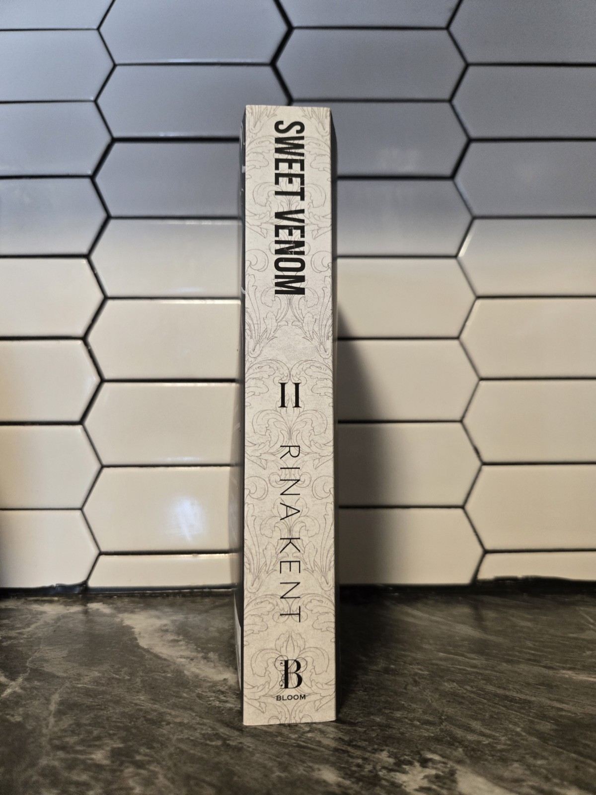 Sweet Venom – Barnes & Noble Exclusive Hardcover by Rina Kent (2025)