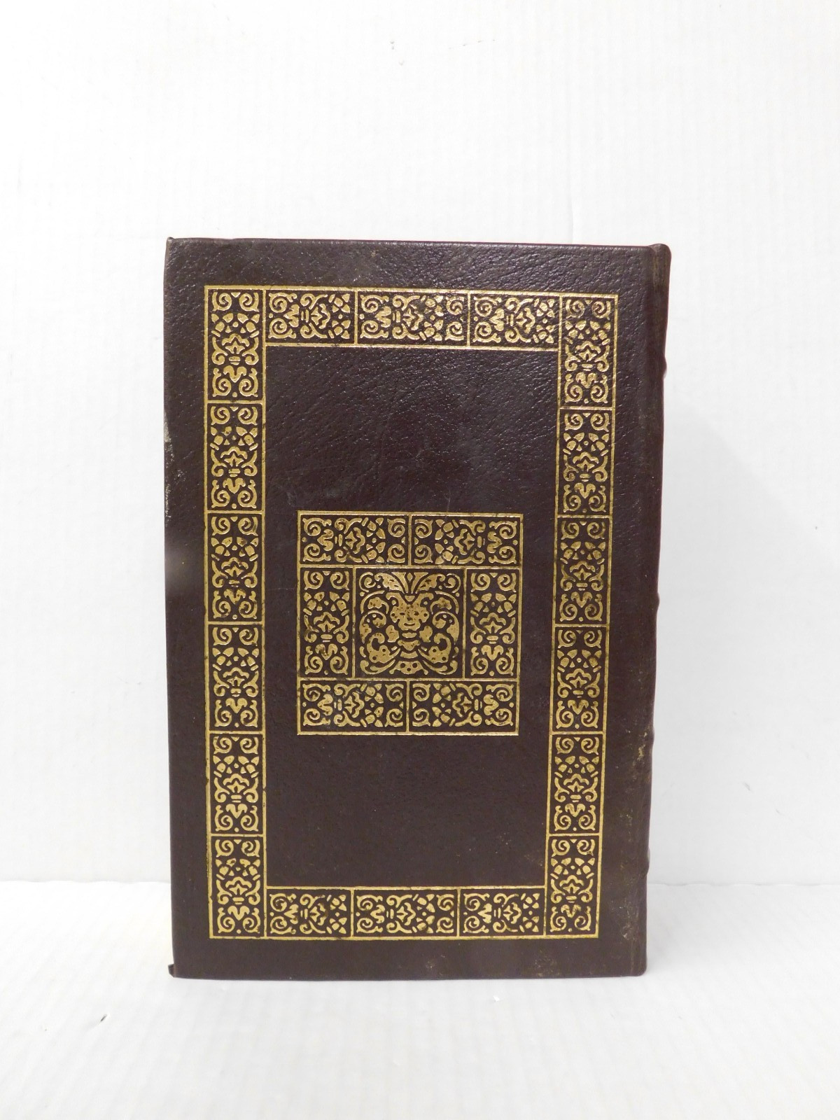Favorite Folktales From Around the World Edited by Jane Yolen 1986 Easton Press