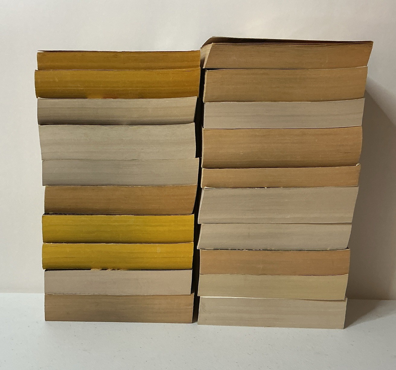 Vintage Paperback Mystery, Crime, Thriller, Sci-Fi Books Lot Of 20 ~ ACCEPTABLE