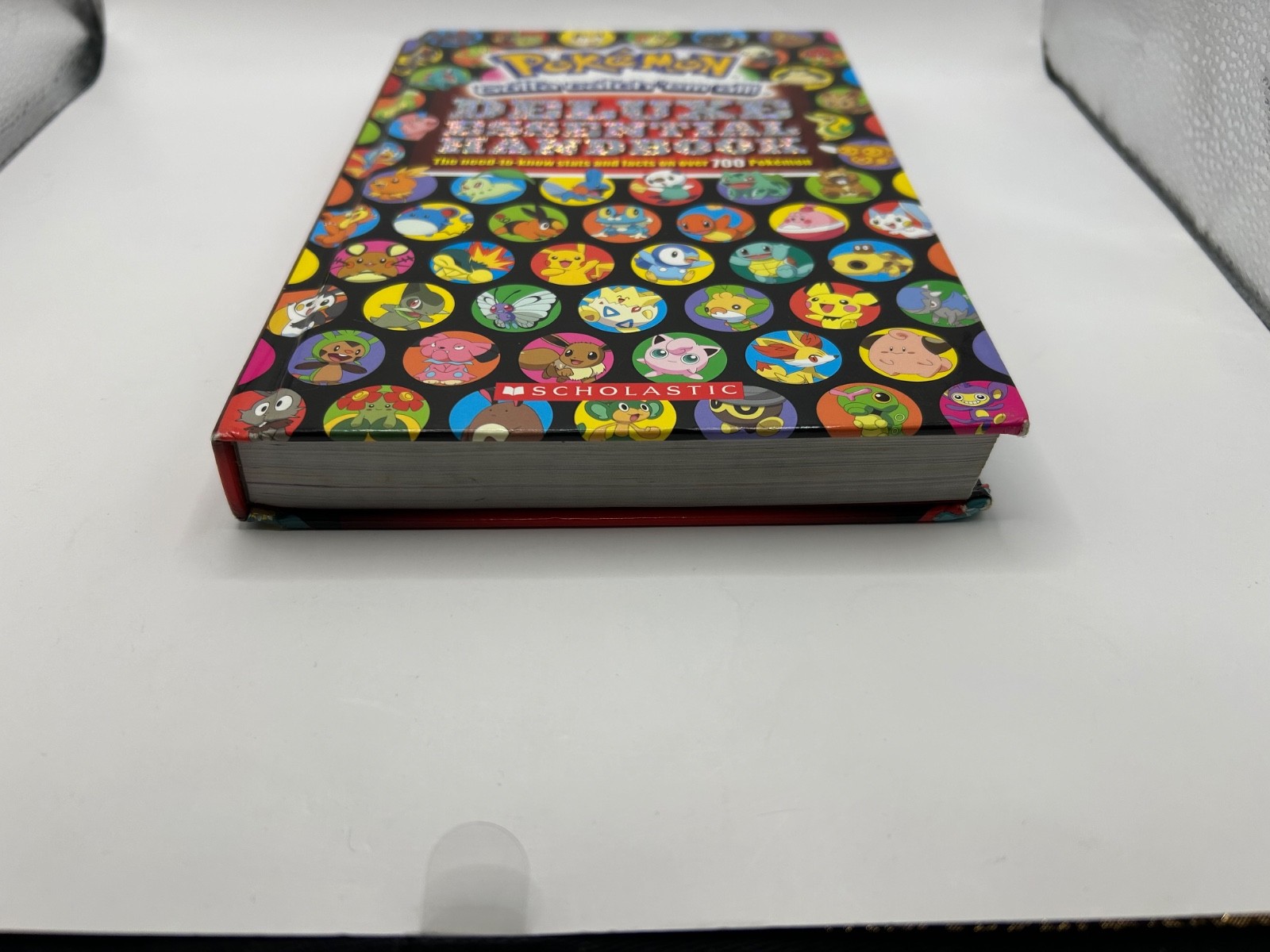 Pokemon Super Deluxe Essential Handbook Hardcover Book Scholastic Edition VG