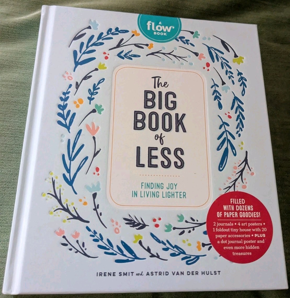 The Big Book of Less: Finding Joy in Living Lighter (Flow) – Hardcover Smith