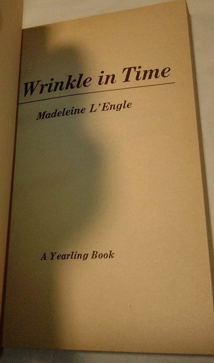 A Wrinkle in Time Madeleine L’Engle | Dell Yearling Paperback 1973