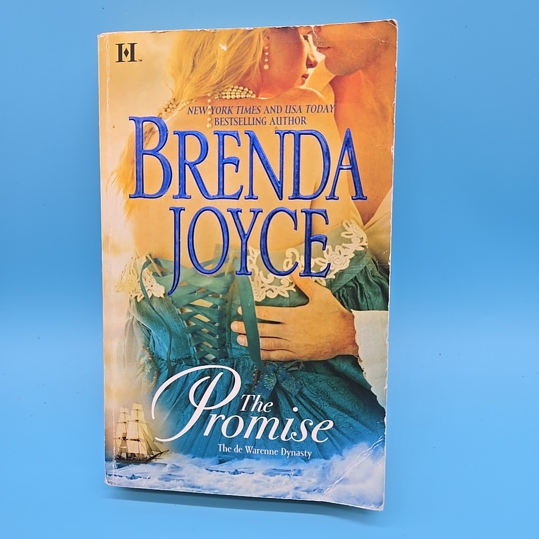 Lot of 7 Harlequin Romance Paperback Book 2010s Thayne Neggers Joyce London