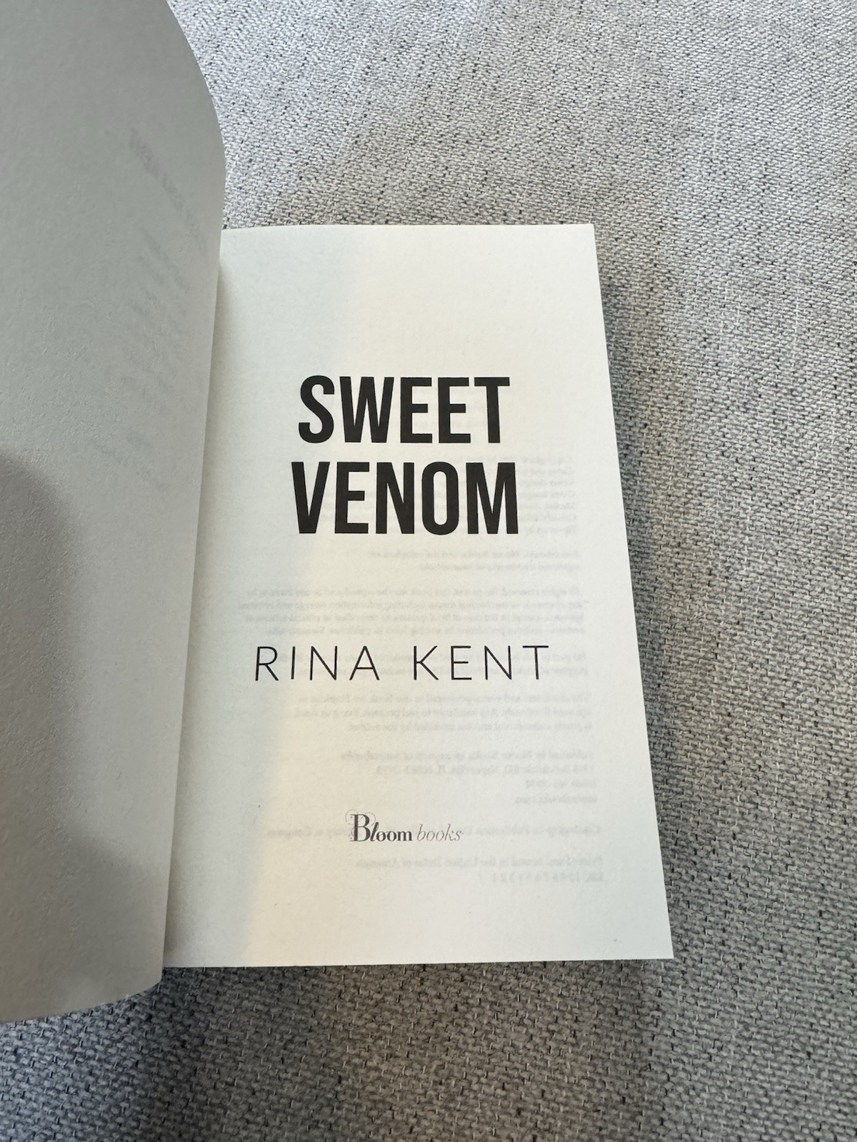 Sweet Venom Rina Kent Target Exclusive Edition Sprayed Edge Signed Bookplate