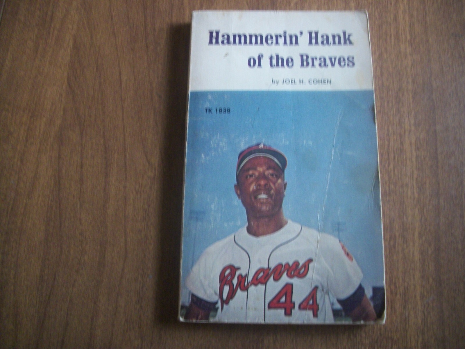 HAMMERIN HANK OF THE BRAVES–SOFTCOVER BOOKLET 176 PAGES
