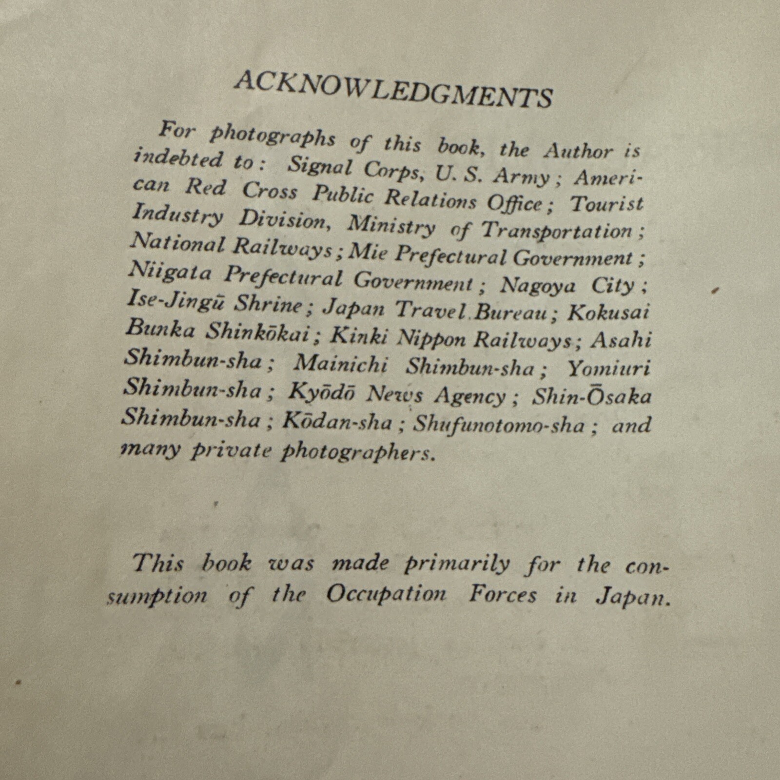 JAPAN TODAY – 1950 – RED COVER – 371 PAGES – GOOD CONDITION. Ill. Occupied Japan