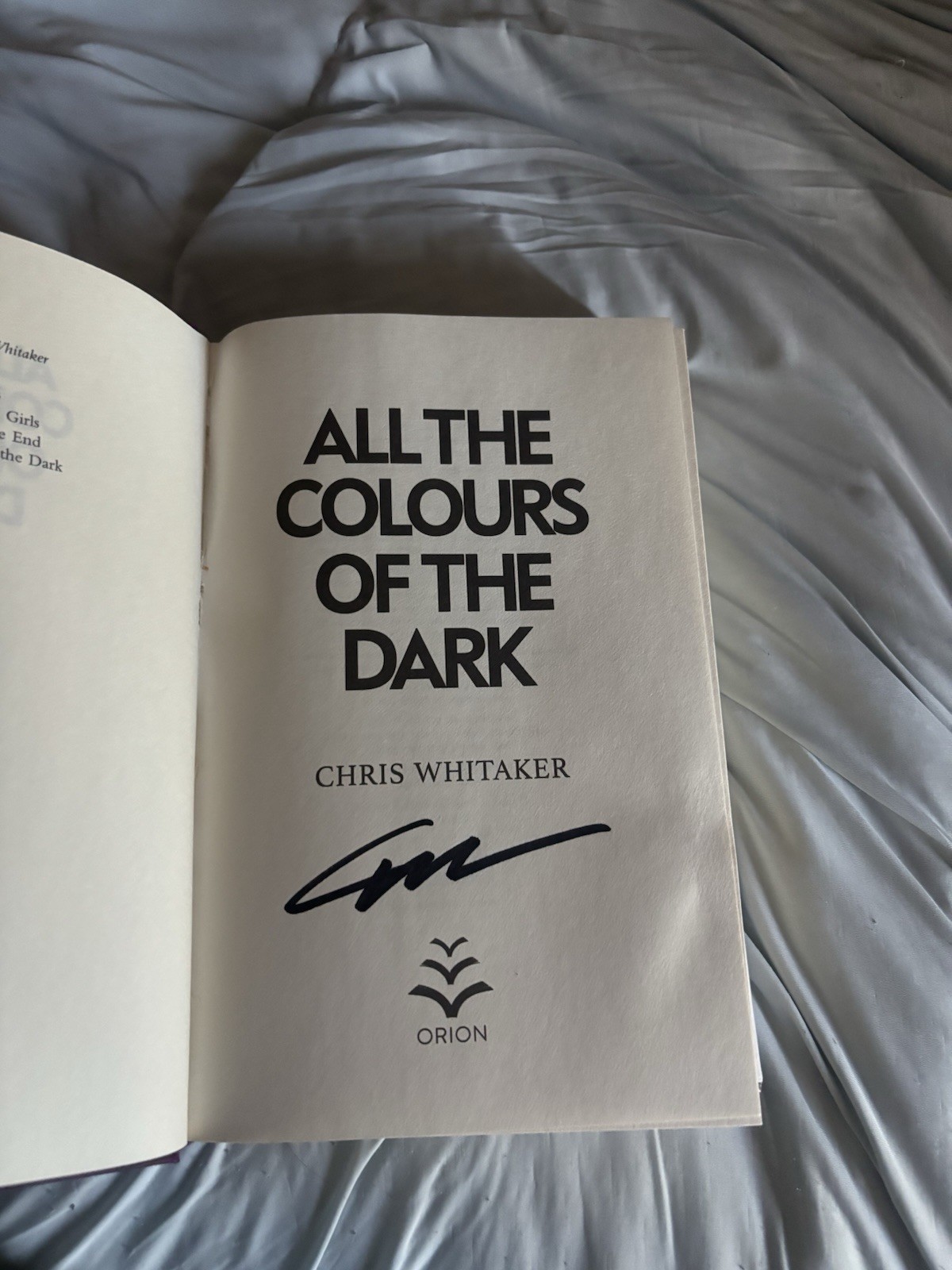 Chris Whitaker, All the Colors of the Dark! Signed British 1st/1st! NF