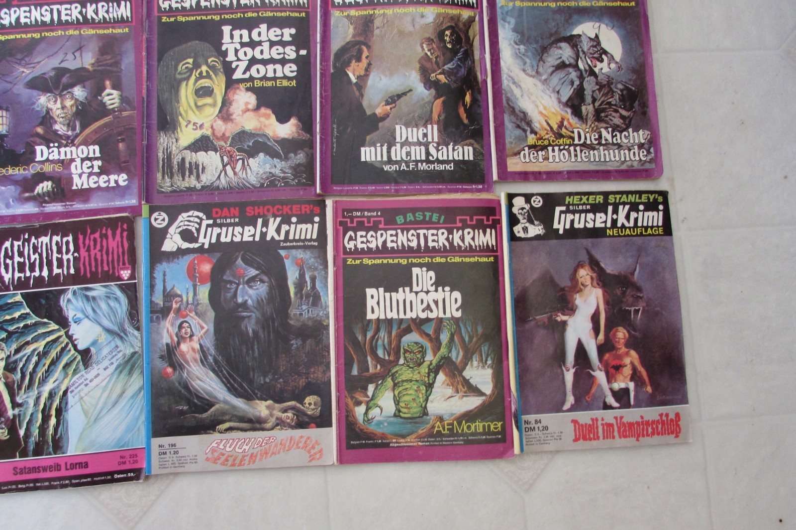 Grusel Krimi Gespenster Krimi Monster Novels German 16 pcs vintage
