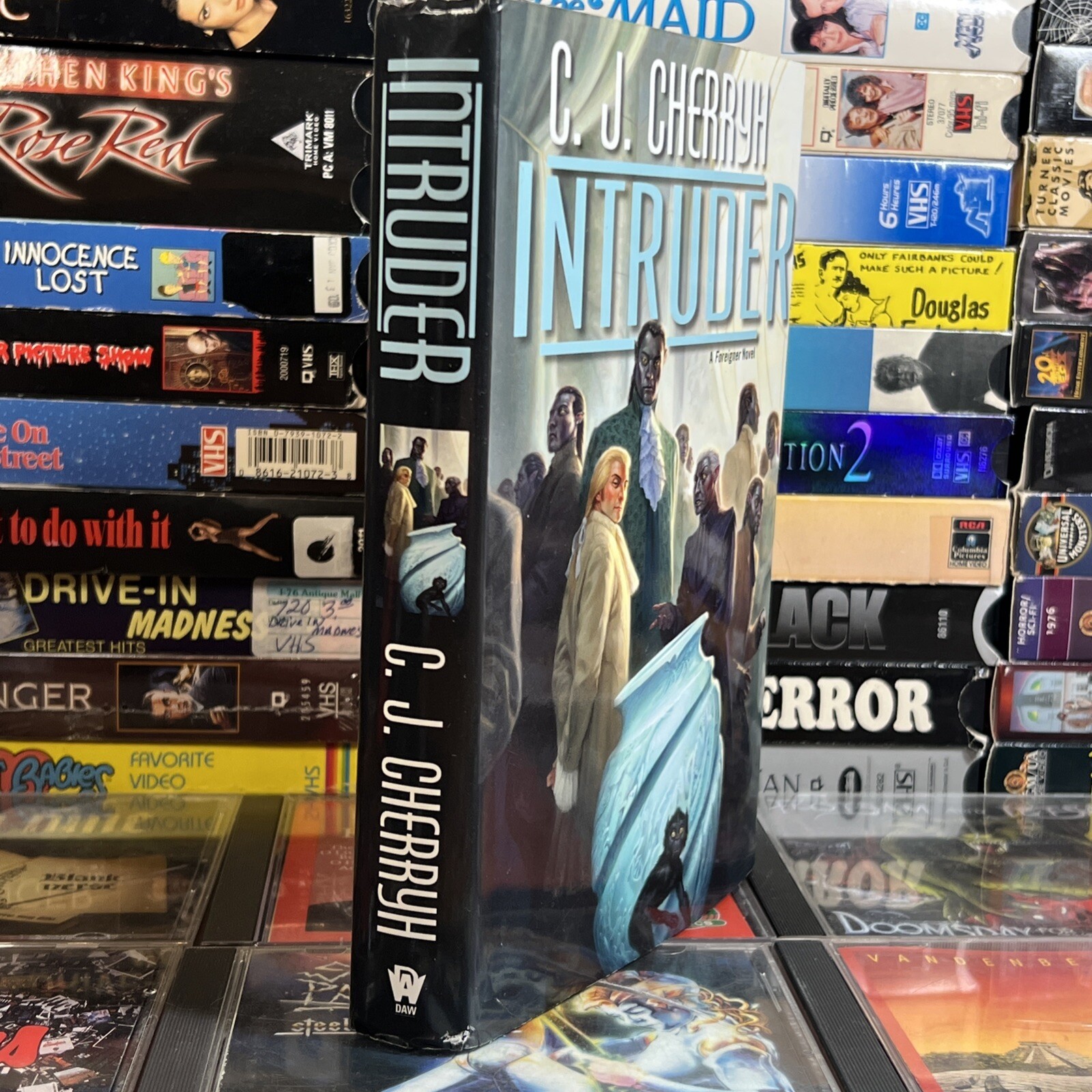 Intruder by CJ Cherryh 2012 DAW 1st Print Hardcover DJ Sci-Fi Foreigner 13