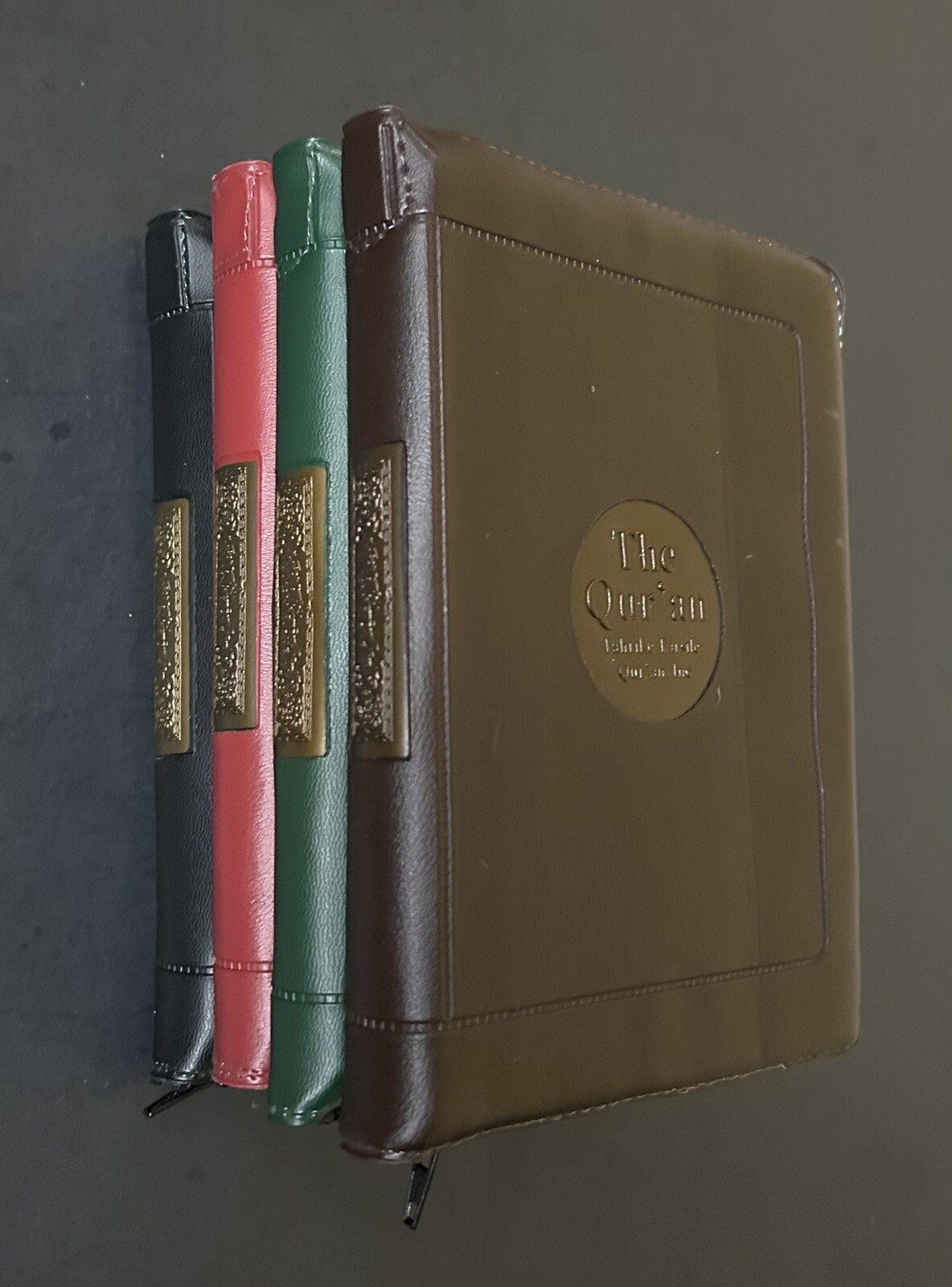 The Holy Quran Arabic Zipper Faux Leather 7.0”x 5.5” (Colors May Vary)
