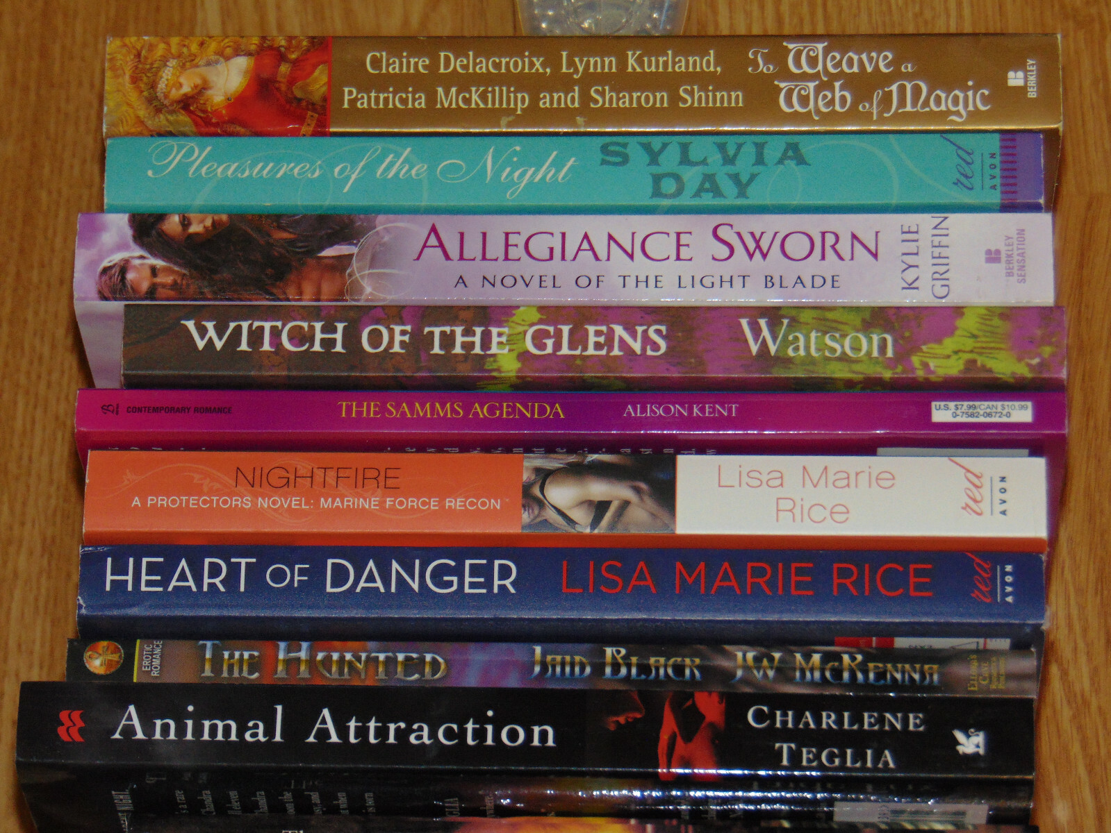 Romance / Fantasy Novels Books Random Mixed 2000’s & 2010’s Lot Of 18