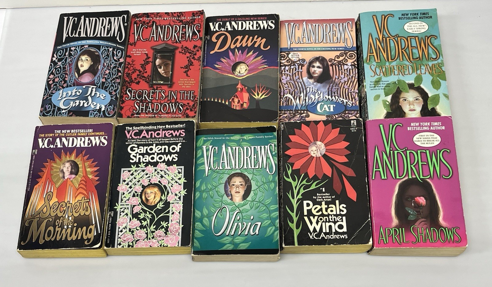 Mixed Lot 30 VC Andrews Paperback Books Gothic Suspense Thriller