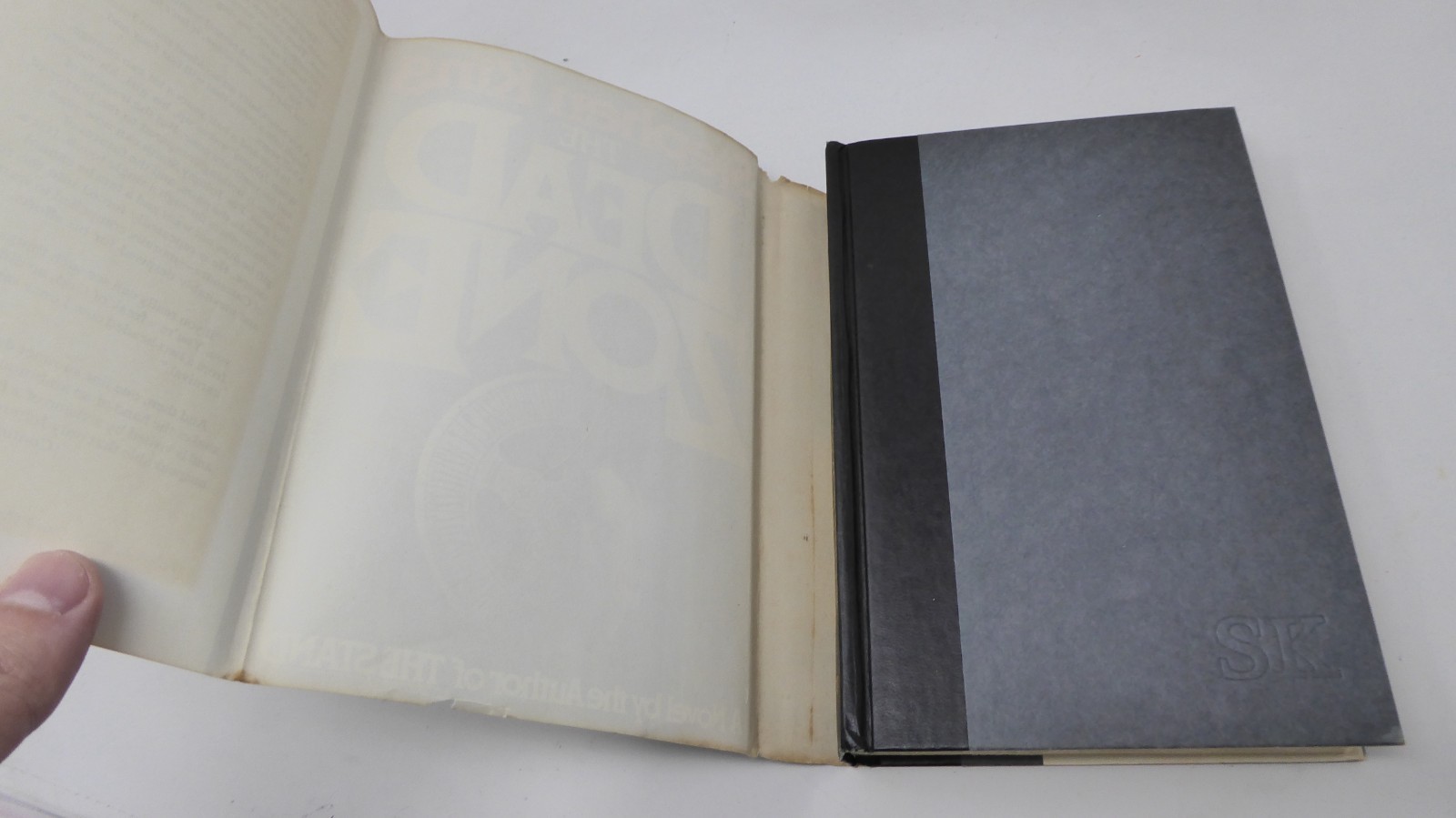 The Dead Zone by Stephen King (1979, Hardcover, Book Club Edition)