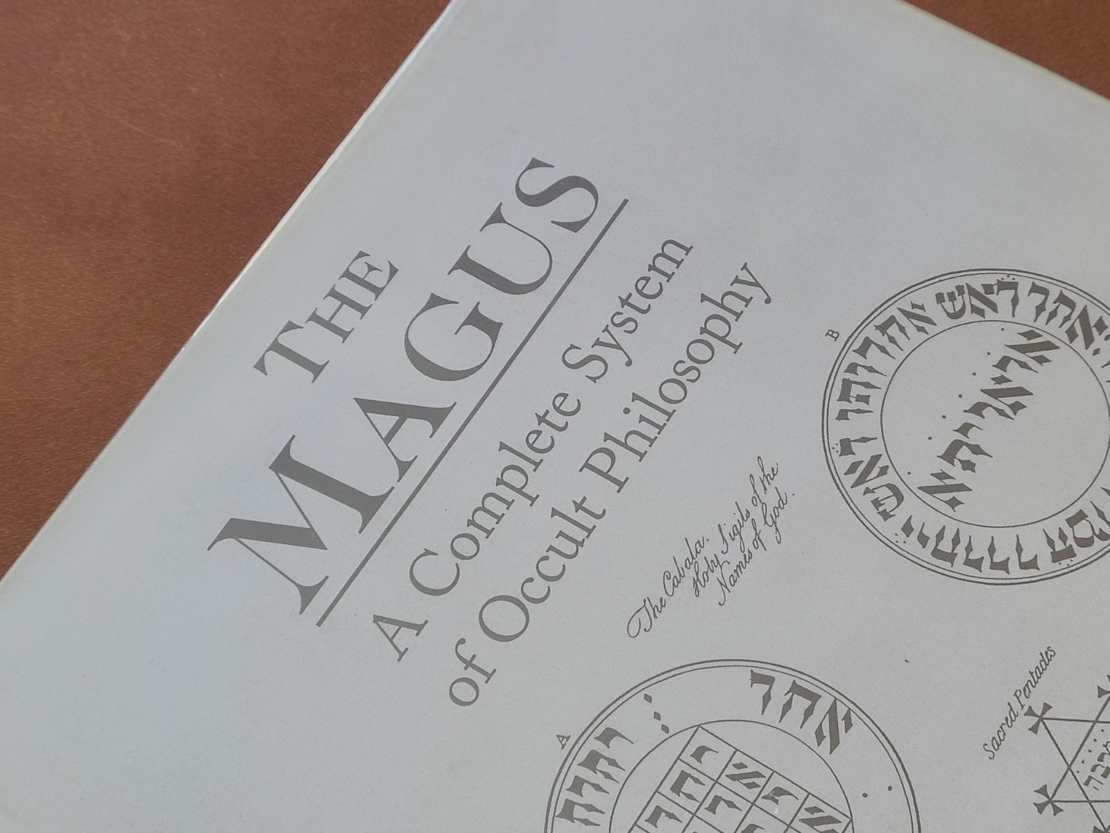 Francis Barrett; ‘The Magus’, 2000 Weiser Books facsimile reprint
