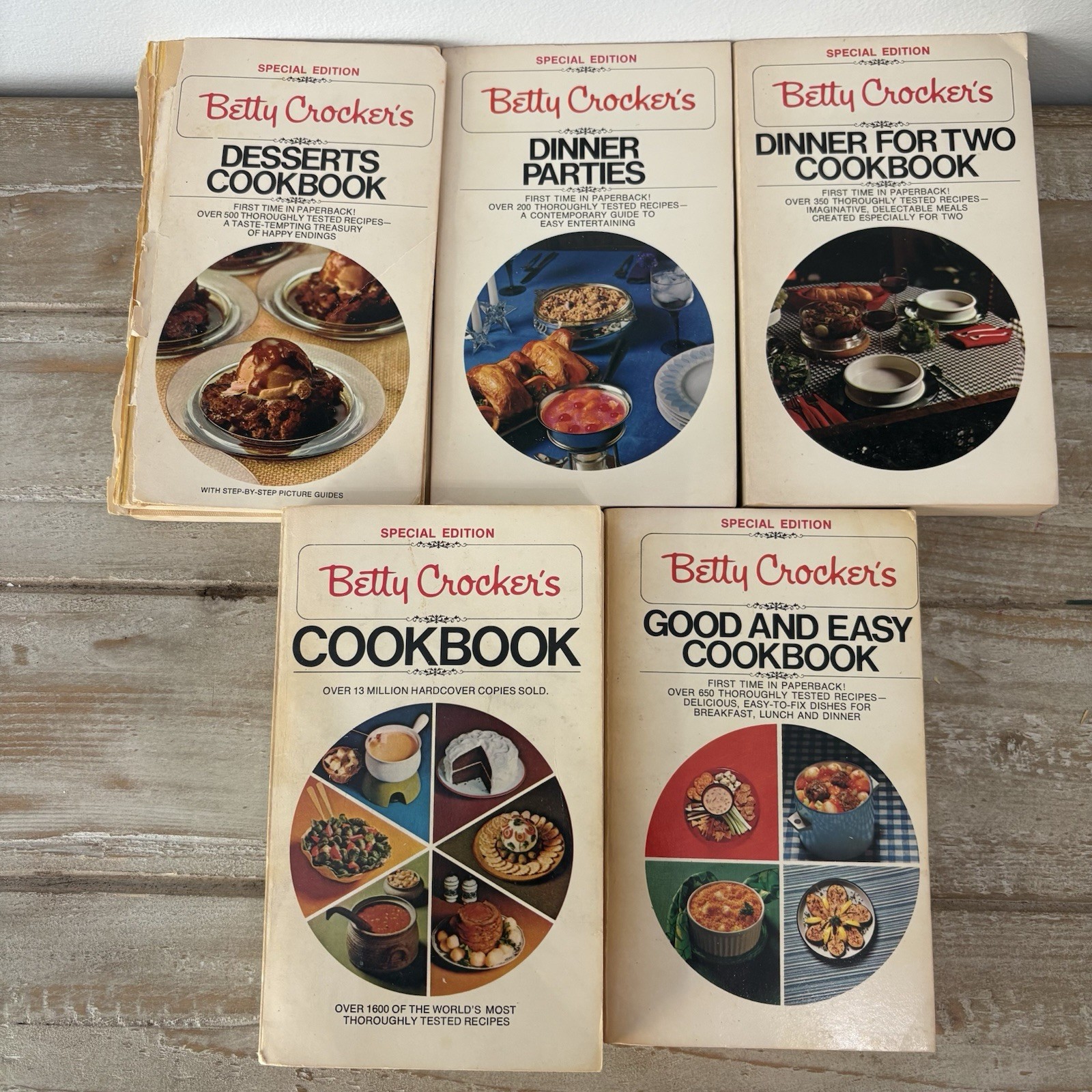 Vintage Cooking With BETTY CROCKER 5-cook Book Boxed Set Special Edition 1970s