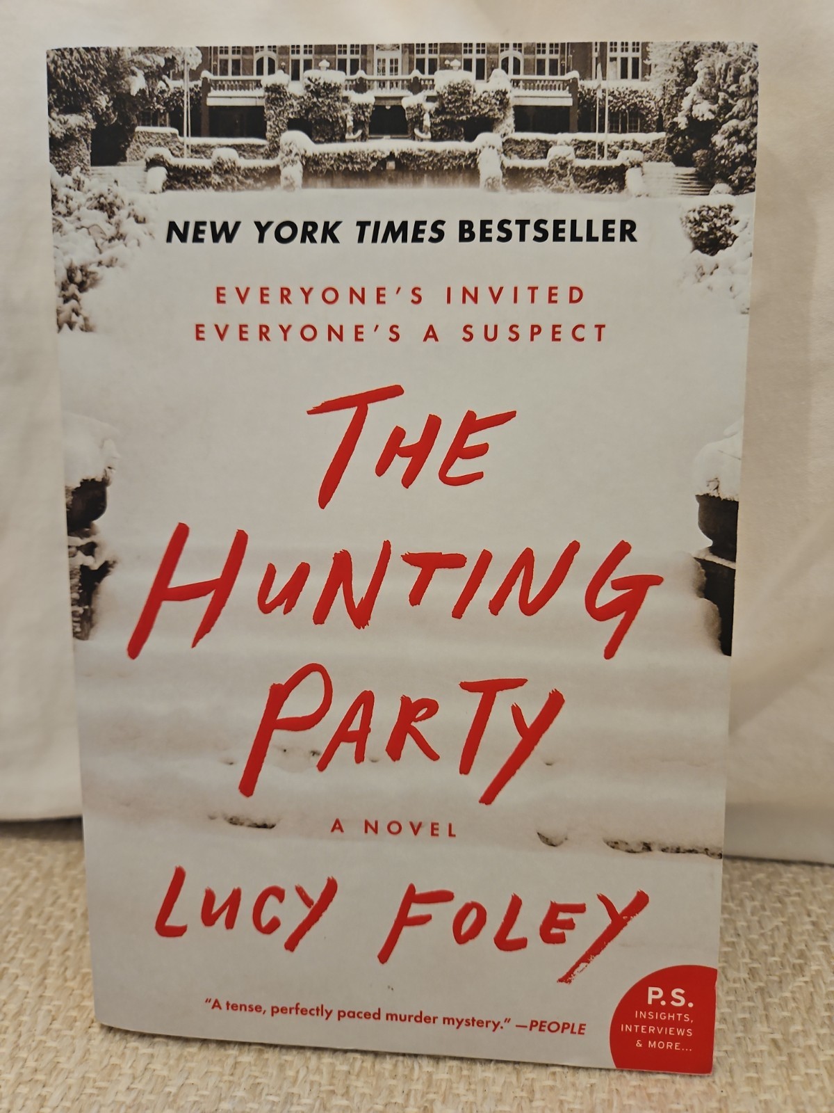 Hunting Party : A Novel by Lucy Foley (2020, Trade Paperback)