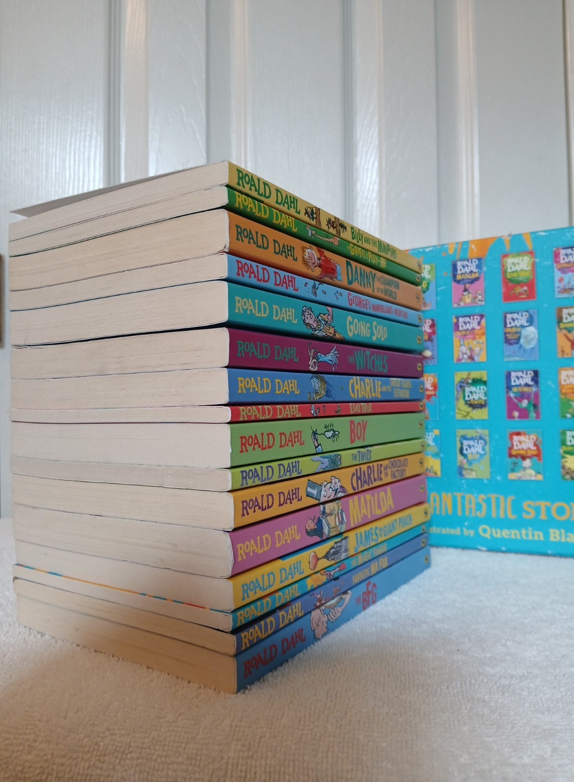 Roald Dahl Collection 16 Books Box Set – VG Books in GOOD Box