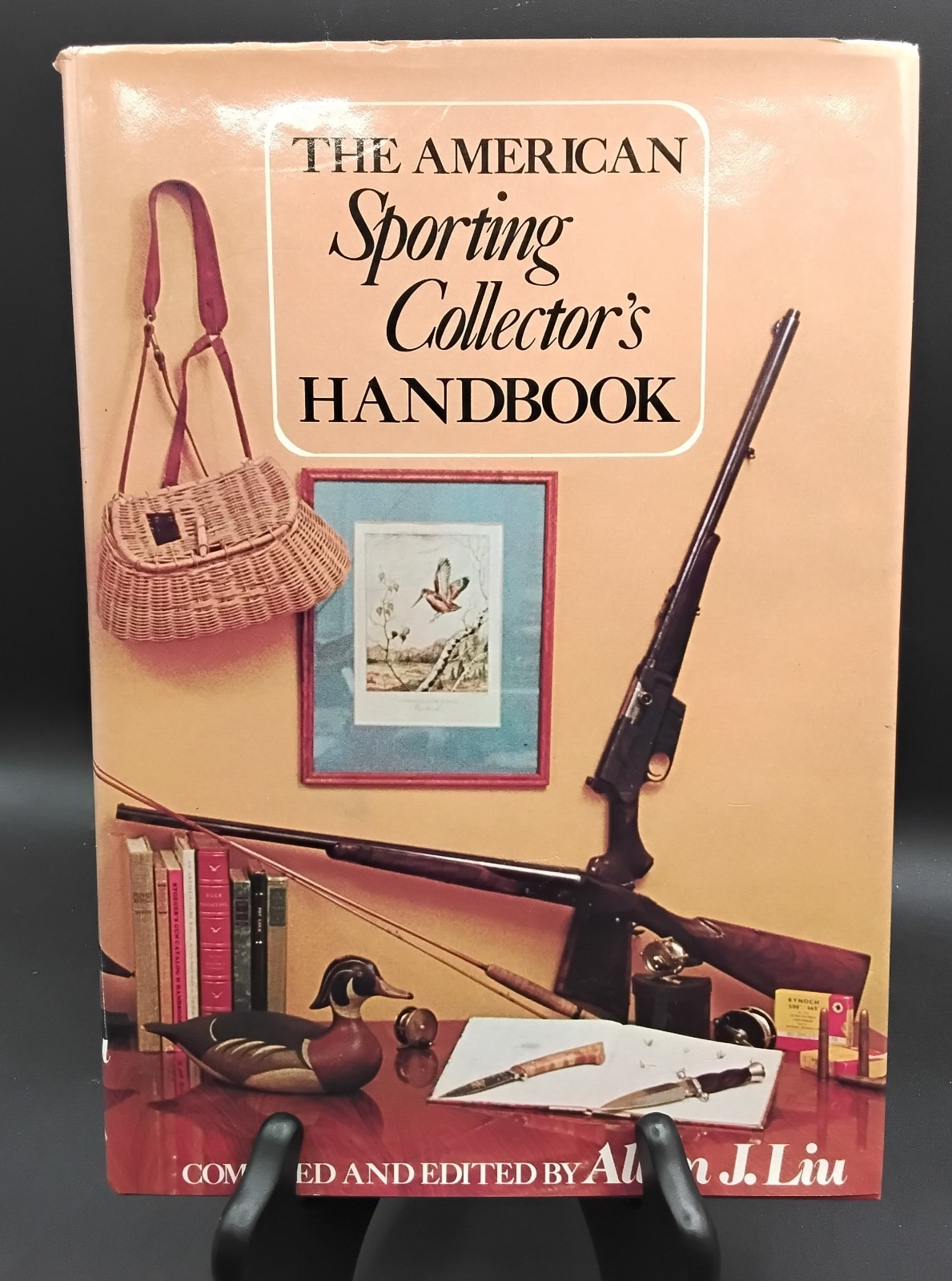 The American Sporting Collectors Handbook (1976) from Allan Liu – 1st EDITION DJ