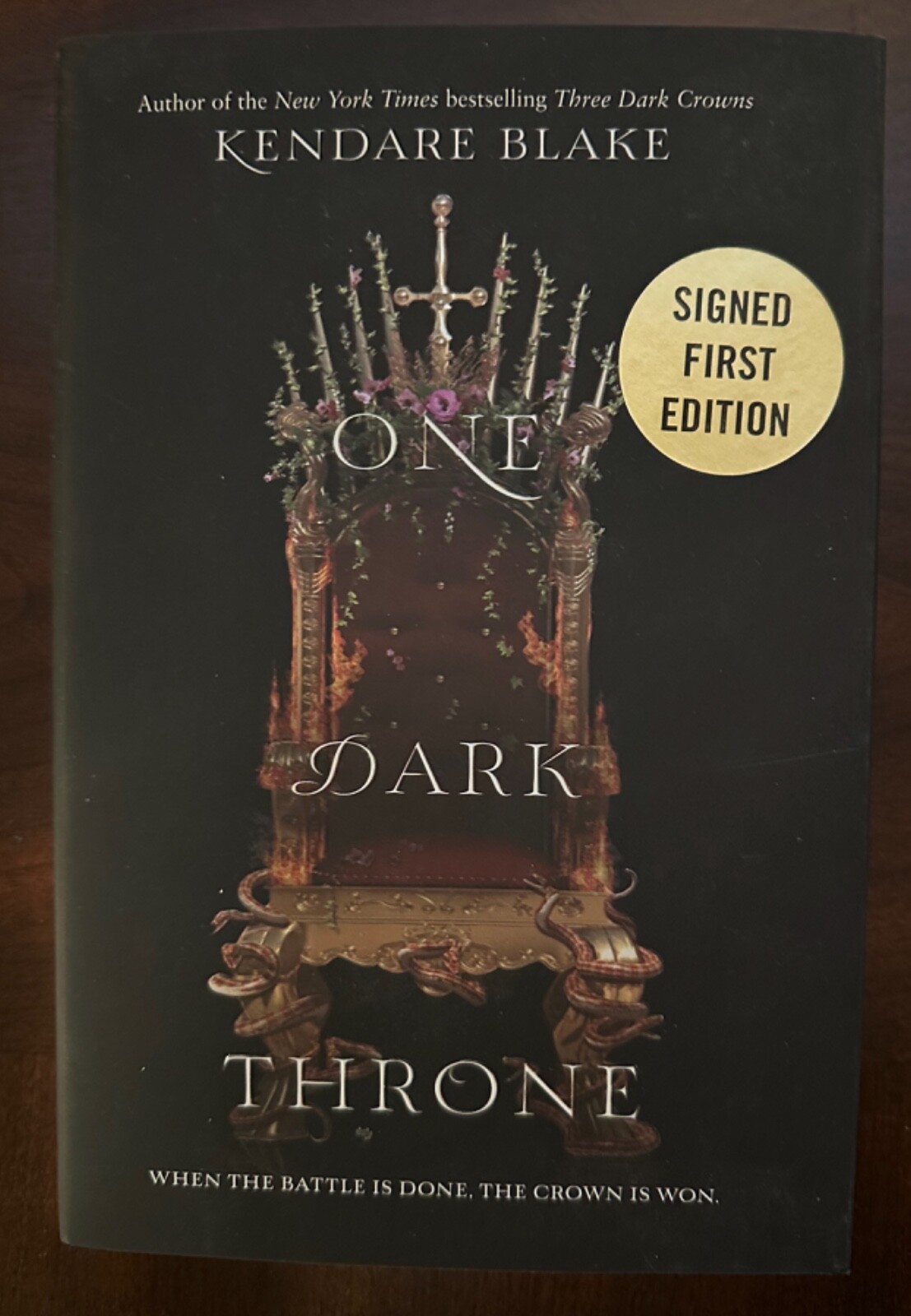 NEW: Unread Copy: Signed: One Dark Throne by Kendare Blake: First Editi