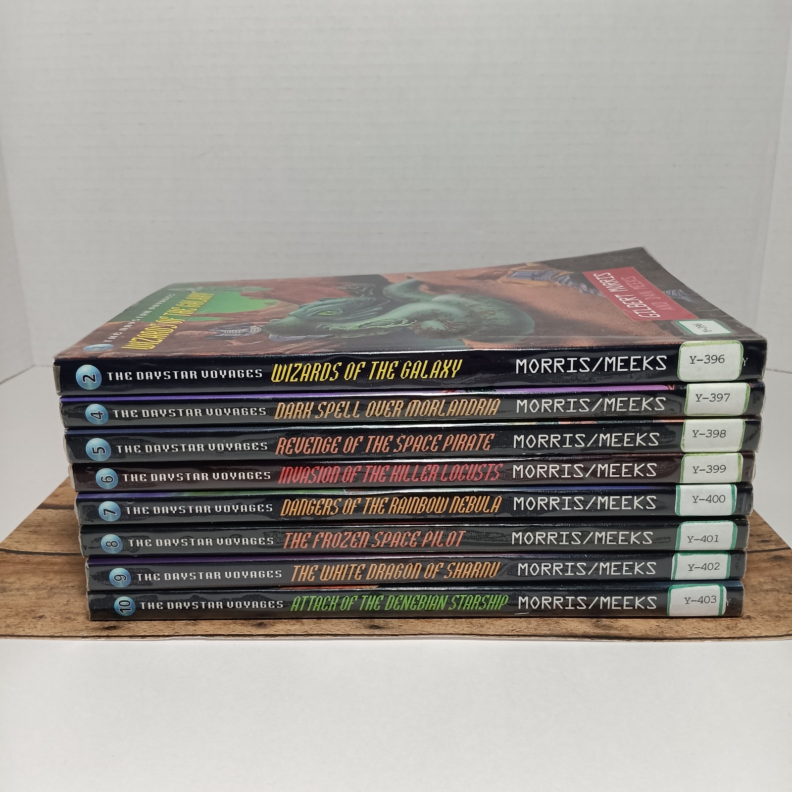 Daystar Voyages Books Lot 8 Gilbert Morris Meeks 2 4 5 6 7 8 9 10 1998 Ex Libris