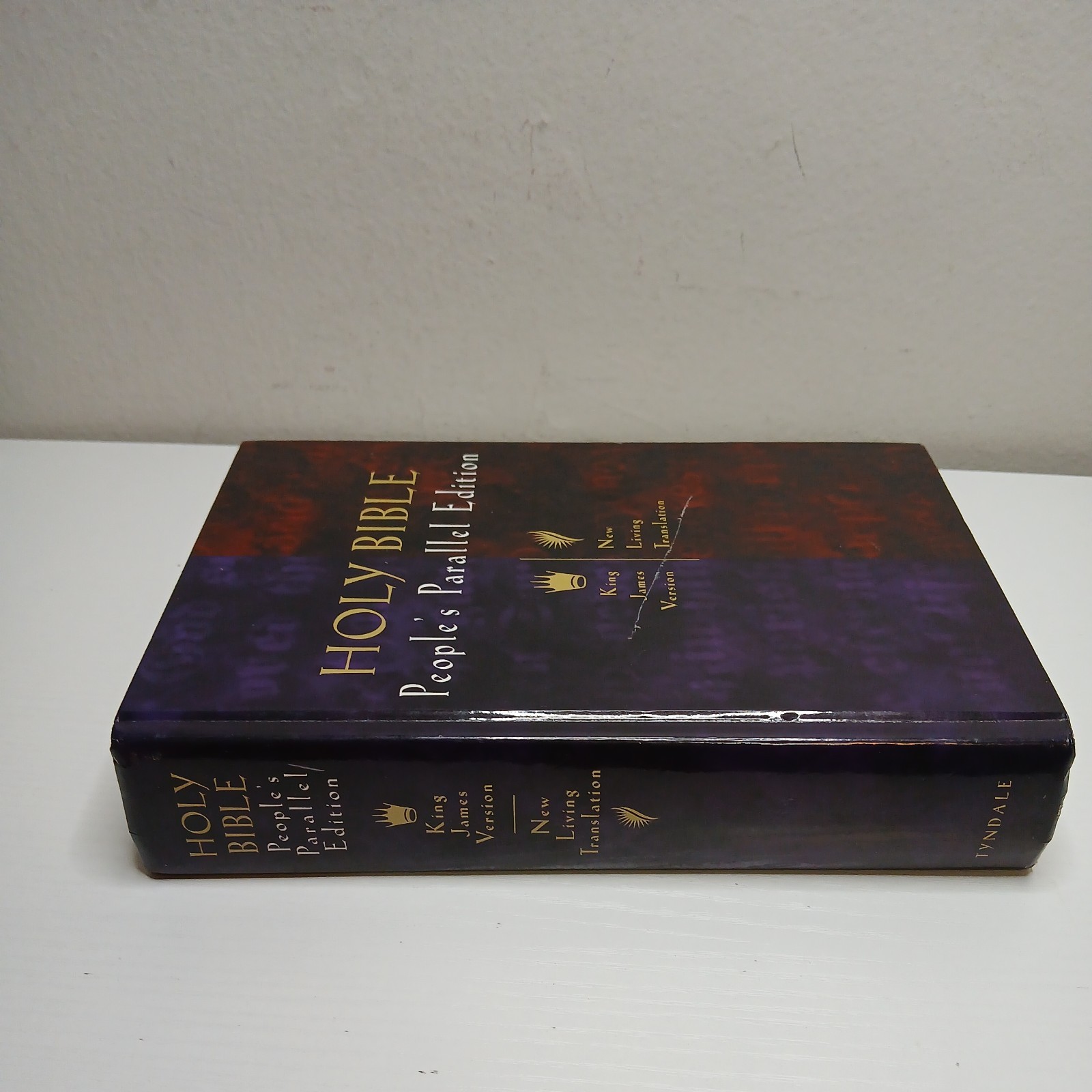 Holy Bible: People’s Parallel Edition King James Version/New Living Translation