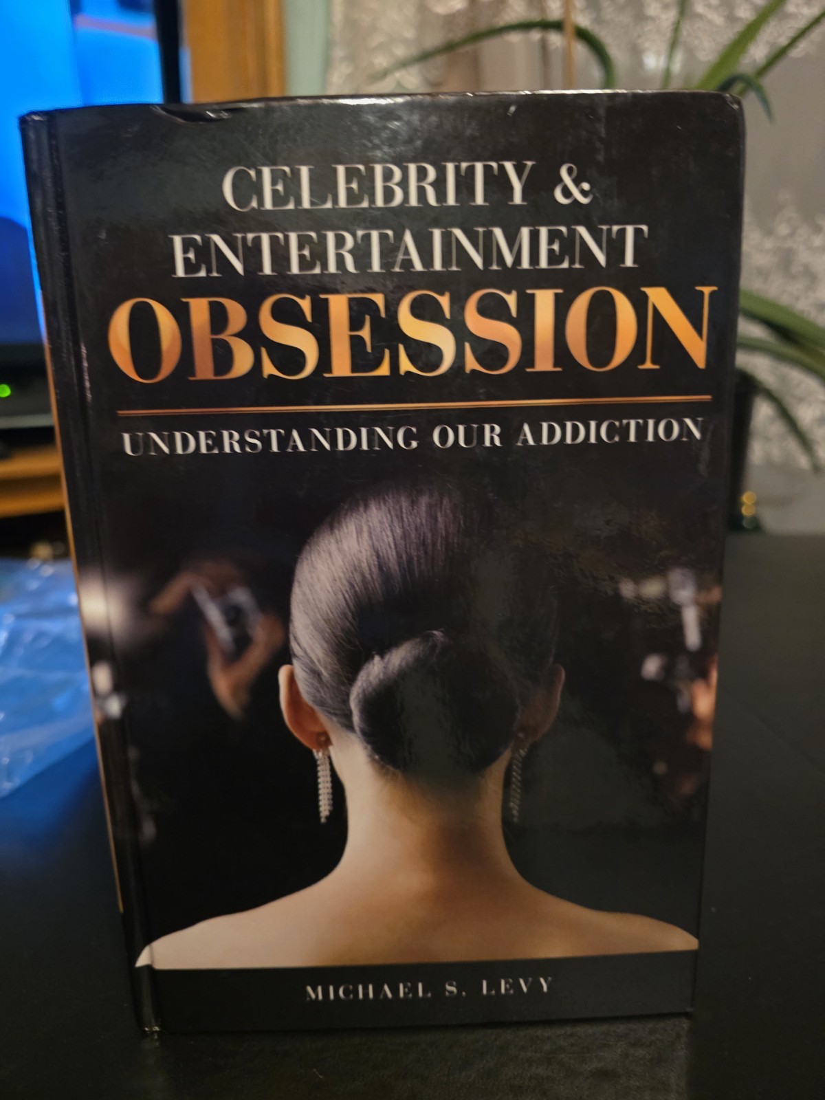 Celebrity & Entertainment Obsession: Understanding Our Addiction New