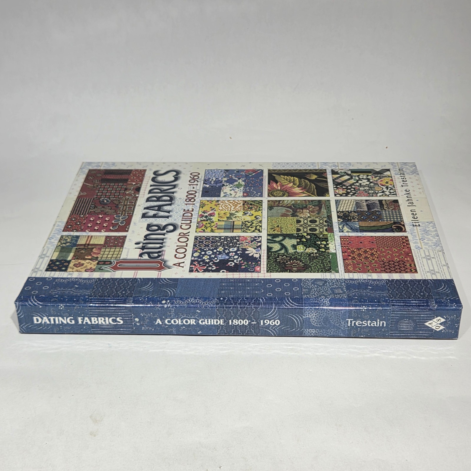 Dating Fabrics A Color Guide 1800-1960 Eileen Jahnke Trestain Spiral HC Book