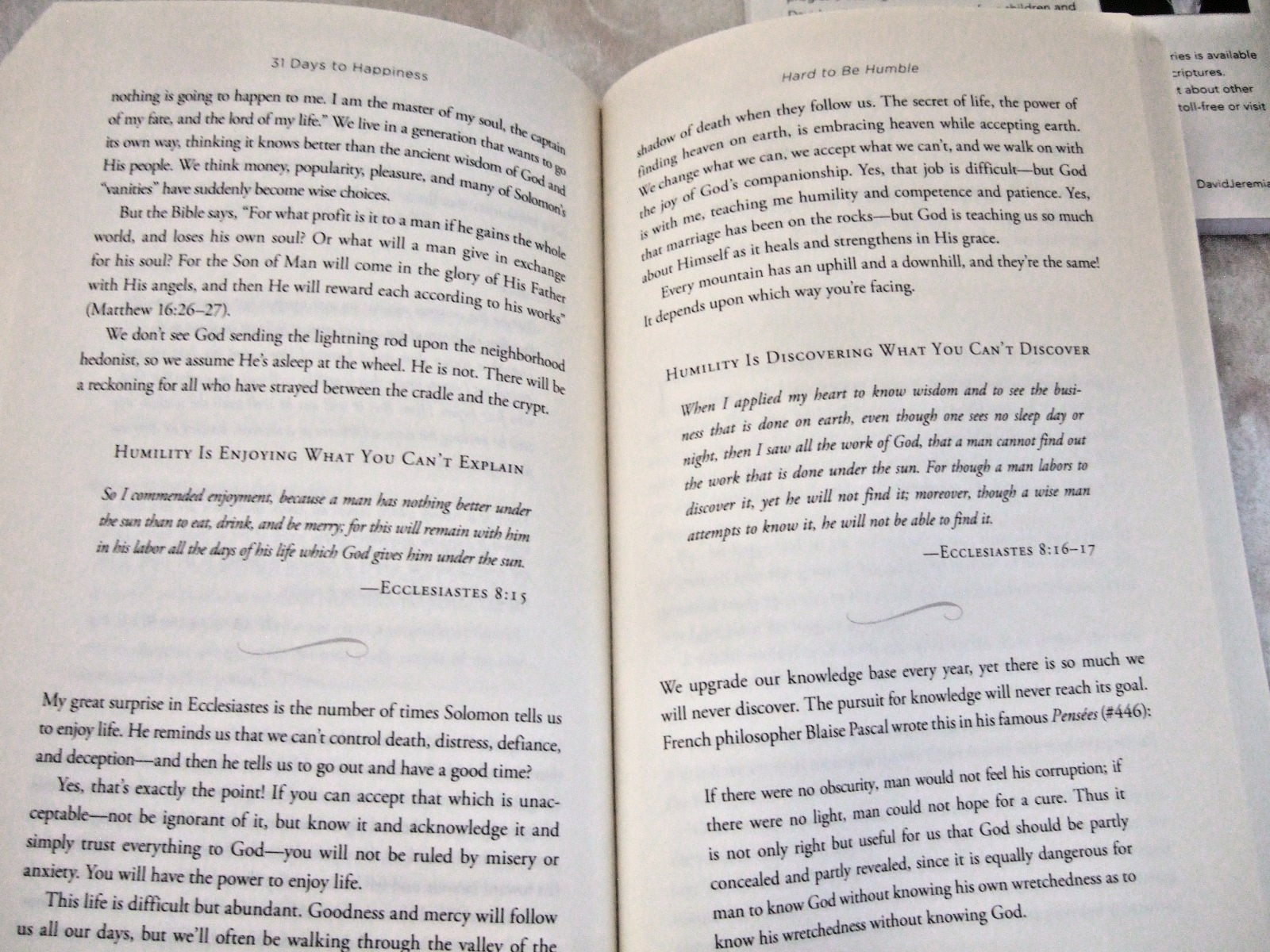 DR. DAVID JEREMIAH PB BOOK & STUDY GUIDE + CD 31 DAYS TO HAPPINESS 2004