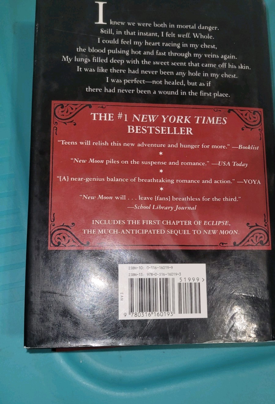 New Moon by Stephenie Meyer