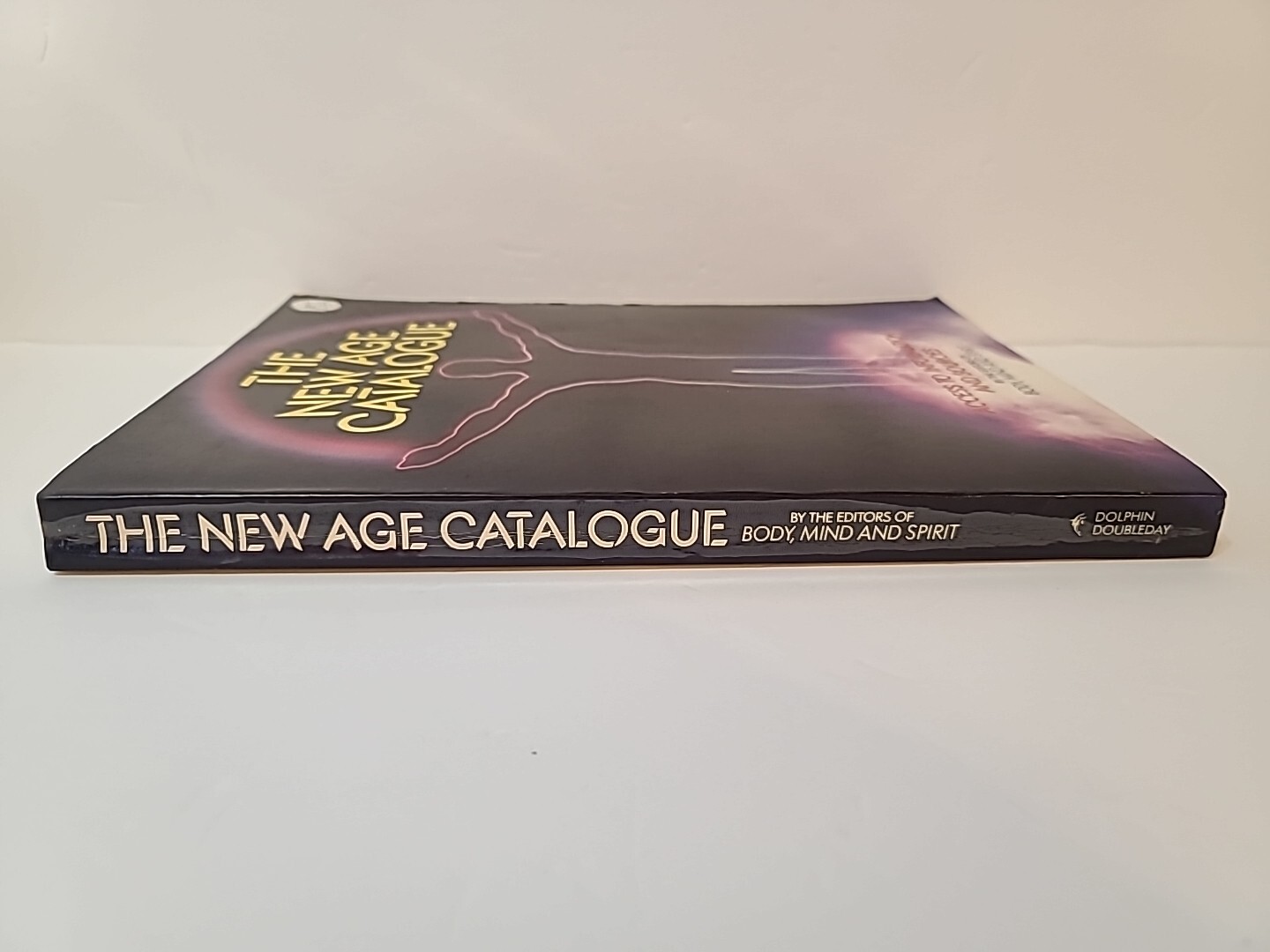 “THE NEW AGE CATALOGUE” (244 PAGES – 1988)